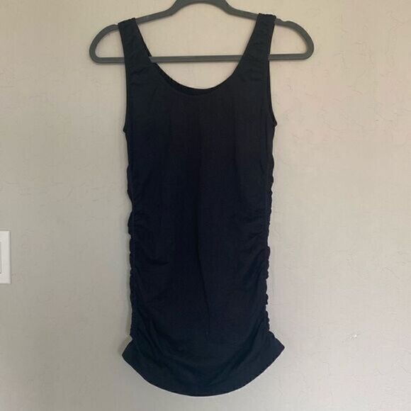 Long stretch tanks - Picture 1 of 6